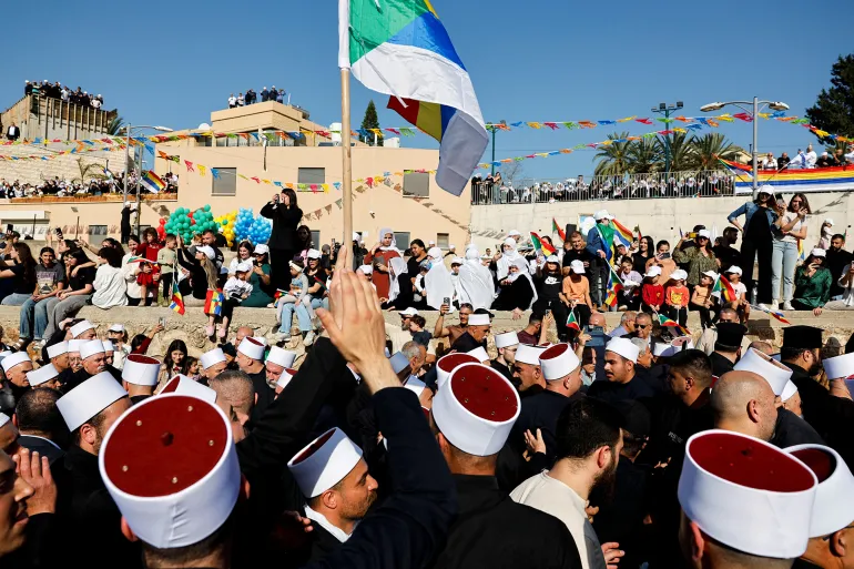 من هم الدروز ولماذا تضرب إسرائيل سوريا بذريعة حمايتهم؟