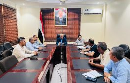 وزير المياه والبيئة يناقش مع محافظ أرخبيل سقطرى التحديات والمشاريع ذات الأولوية في المحافظة