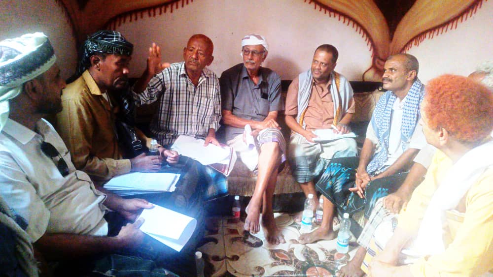 مدير مكتب الشباب والرياضة بلحج يطّلع على أوضاع نادي الحسيني بتبن