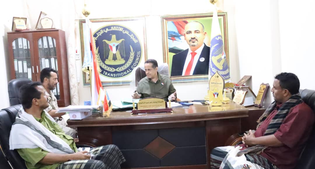 رئيس انتقالي لحج .. يلتقي برئيسي تنفيذيتي طور الباحة والمضاربة