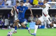 الهلال يفوز على 
