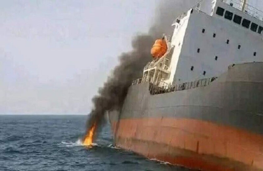 الحوثيون يؤكدون ضمان معاملة إنسانية لمن تم إنقاذهم من سفينة الشحن 