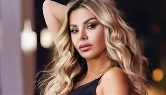 انهار السقف في حفل غنائي.. إصابات بالغة لفنانة لبنانية شهيرة في مصر