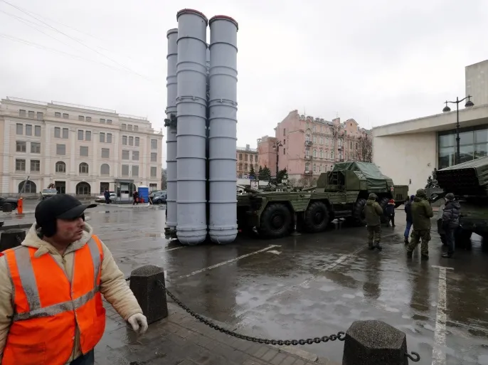 صحيفة روسية: تل أبيب تحذر موسكو من عواقب التعاون العسكري مع طهران