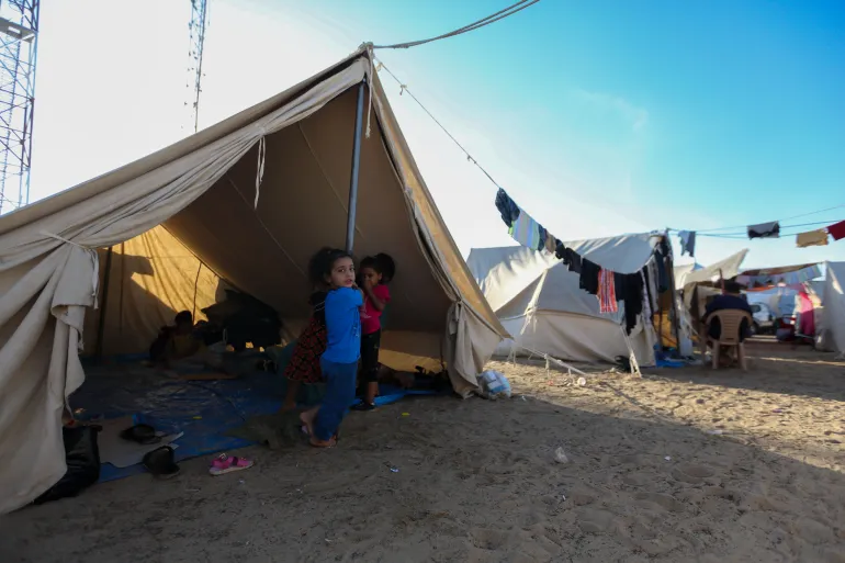 سيناتور أميركي ينتقد طلب إسرائيل المساعدة بتهجير الفلسطينيين ويصفه بالشنيع