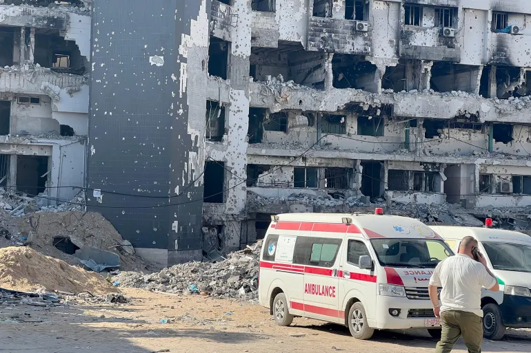 أطباء عادوا من غزة: هل بقيت لدينا في أوروبا ذرة من الإنسانية؟
