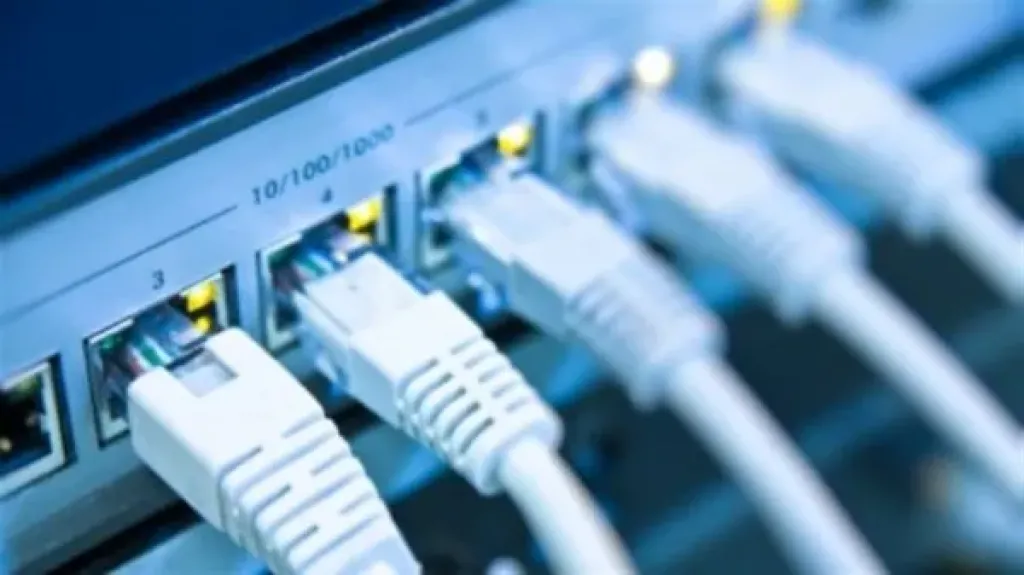 انقطاع مفاجئ للإنترنت الأرضي بشكل كامل في العاصمة اليمنية صنعاء