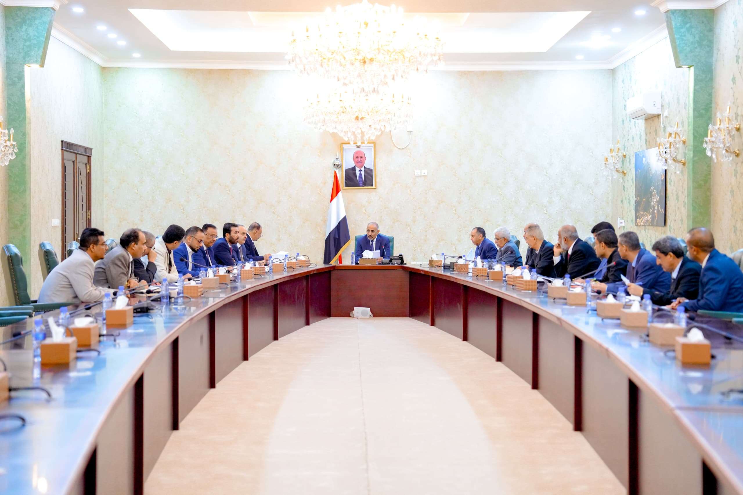 لجنة الموارد تشيد بمستوى تفاعل البنوك وشركات الصرافة في تمويل قائمة الاستيراد