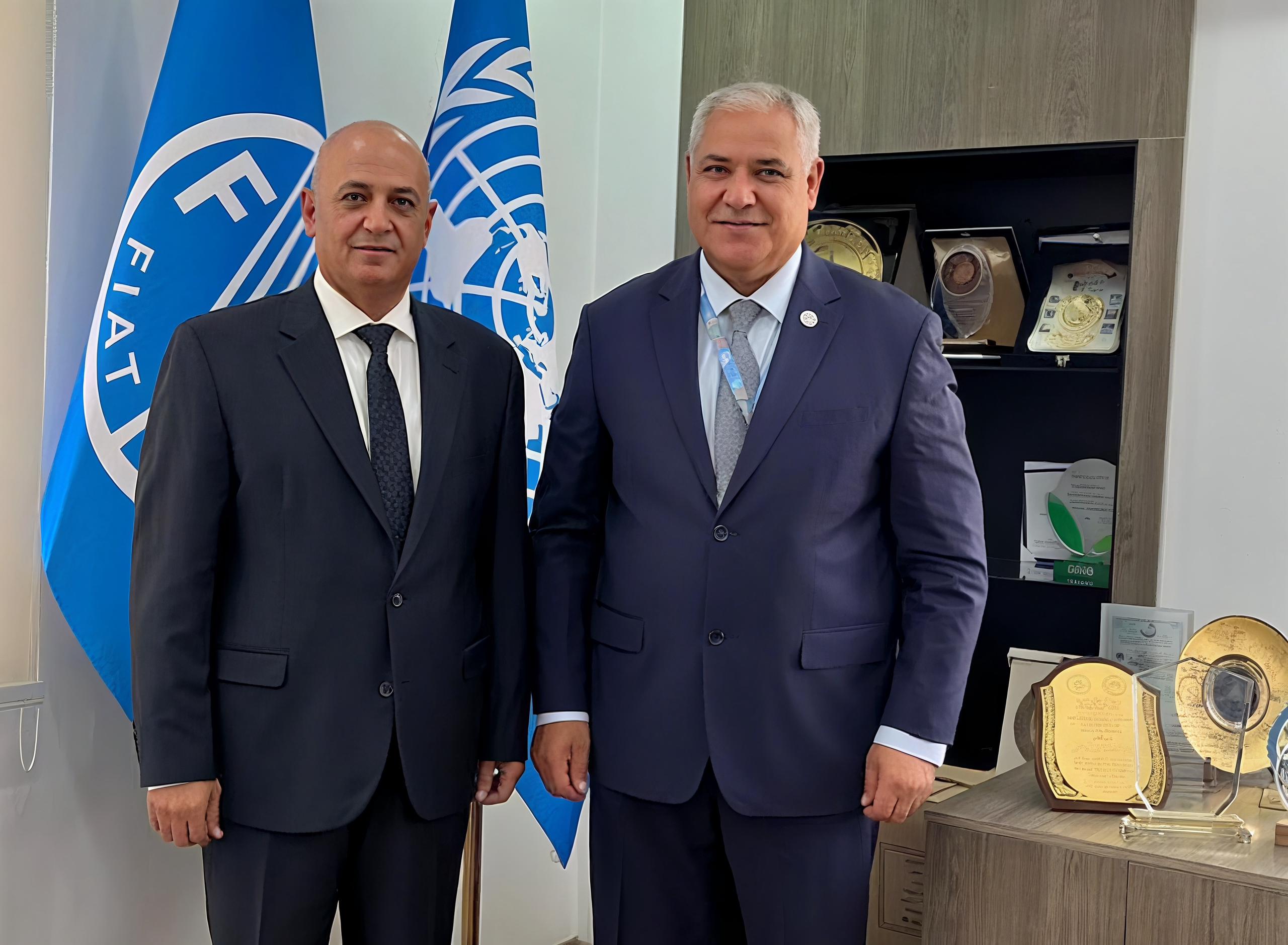 وزير المياه والبيئة يبحث مع منظمة (الفاو)  تعزيز التعاون الثنائي