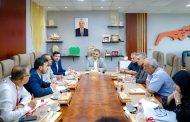 لملس يعقد اجتماعًا لمناقشة تداعيات كارثة السيول بالعاصمة عدن وخطط المعالجة