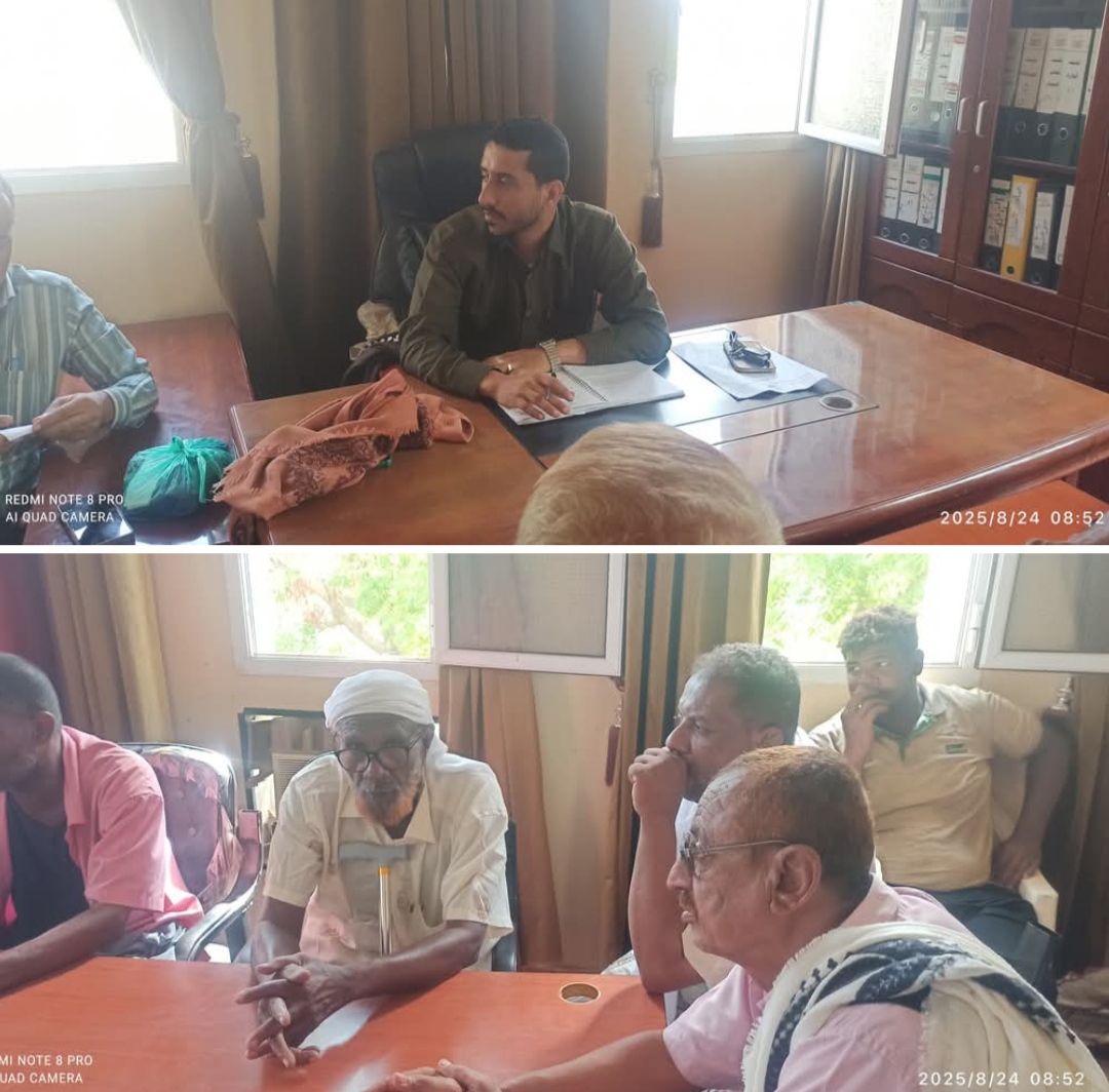 مدير صندوق النظافة والتحسين بلحج يلتقى بمدراء صندوق الحوطة وتبن ويحث على مضاعفة الجهود لرفع مخلفات الأمطار 