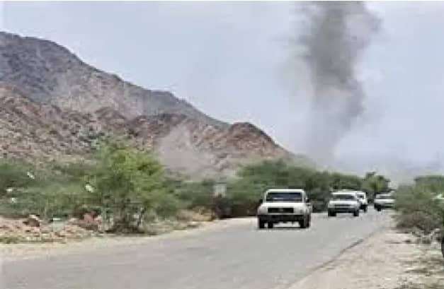 القوات الجنوبية تحبط محاولة تفجير عبوة ناسفة وتسقط مسيّرة لتنظيم القاعدة بأبين