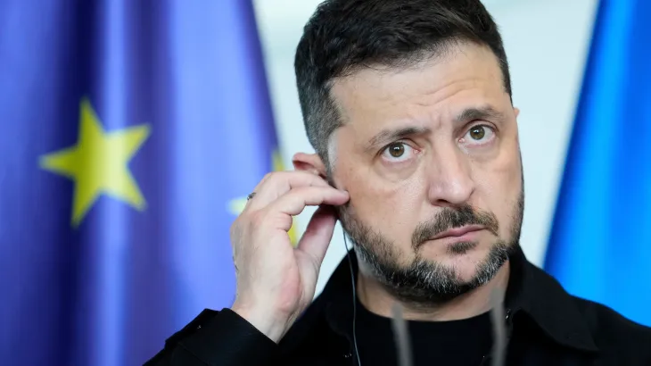 زيلينسكي يتطلع لإنهاء الحرب 