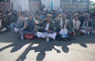 الحوثيون يحوّلون مدارس اليمن إلى حوزات طائفية ويُجبرون المعلمين على تلقين الطائفية