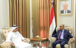 رئيس الوزراء يشيد بالعلاقات المتميزة مع الامارات ويؤكد ان دعمها أساسي لتماسك مؤسسات الدولة
