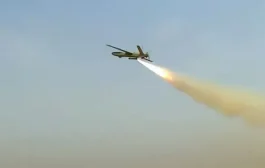 أول رد عسكري حوثي على أغتيال إسرائيل لرئيس الوزراء واعضاء حكومته