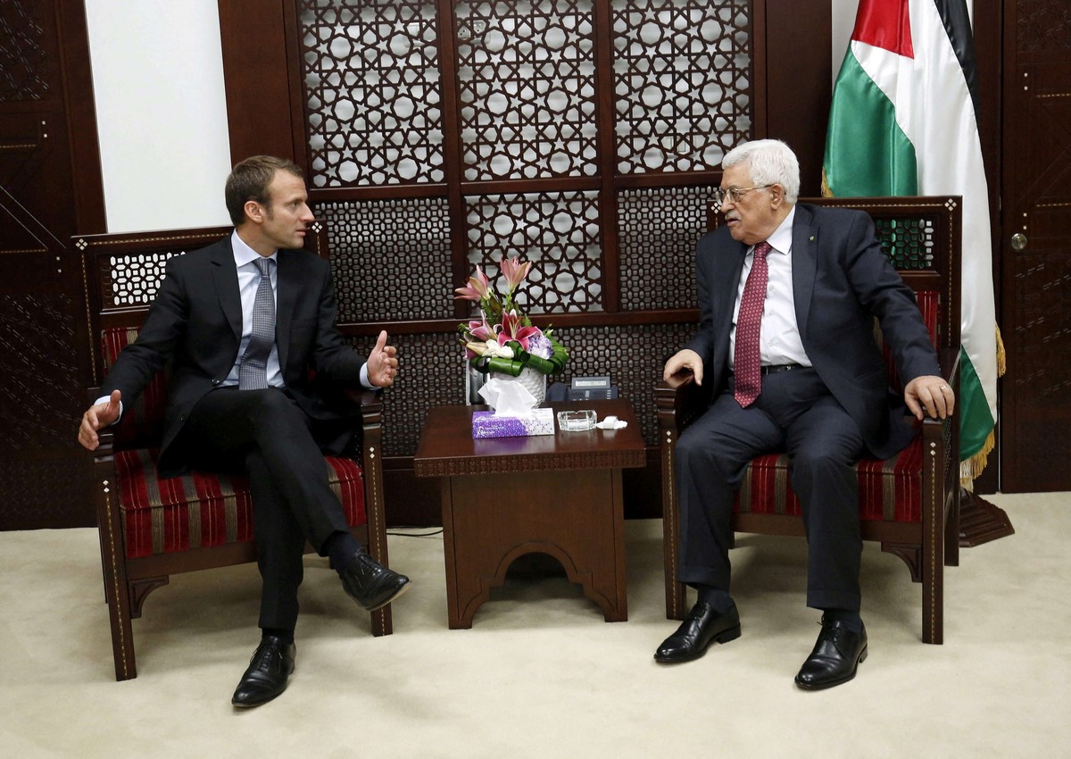 إسرائيل تربط الموافقة على زيارة ماكرون بالتراجع عن الاعتراف بدولة فلسطين