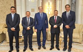 وزير النقل يبحث مع مسؤول بالمنظمة البحرية الدولية سبل التعاون والتنسيق المشترك