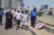 تدشين تركيب لوحات إرشادية مرورية في الشوارع الرئيسية بمديرية المنصورة