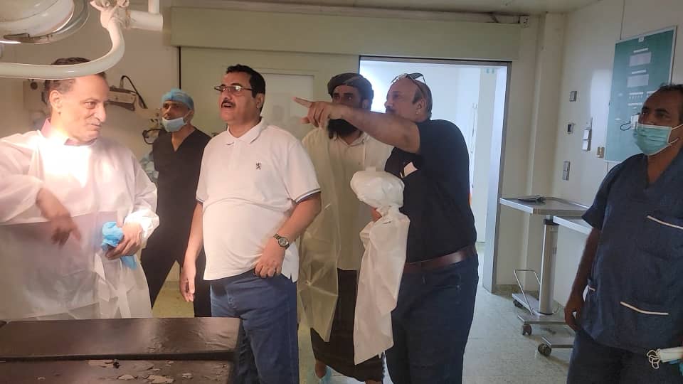 مدير عام المنصورة يسلم مشروع 