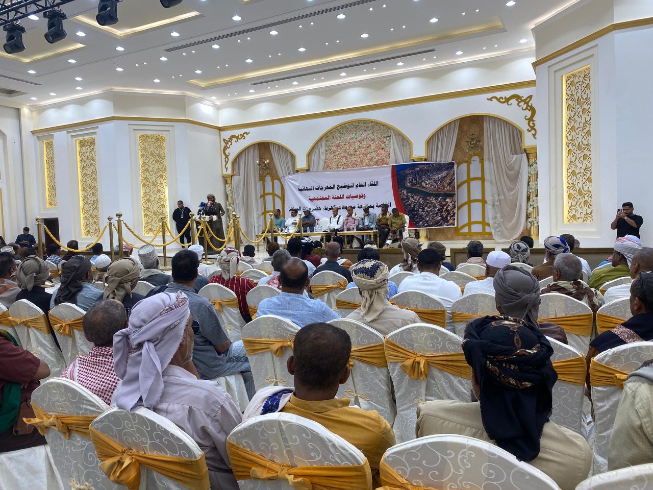 إجماع كلي على رفع دعوى قضائية ضد متقطعي الوقود إلى محطات كهرباء ساحل حضرموت