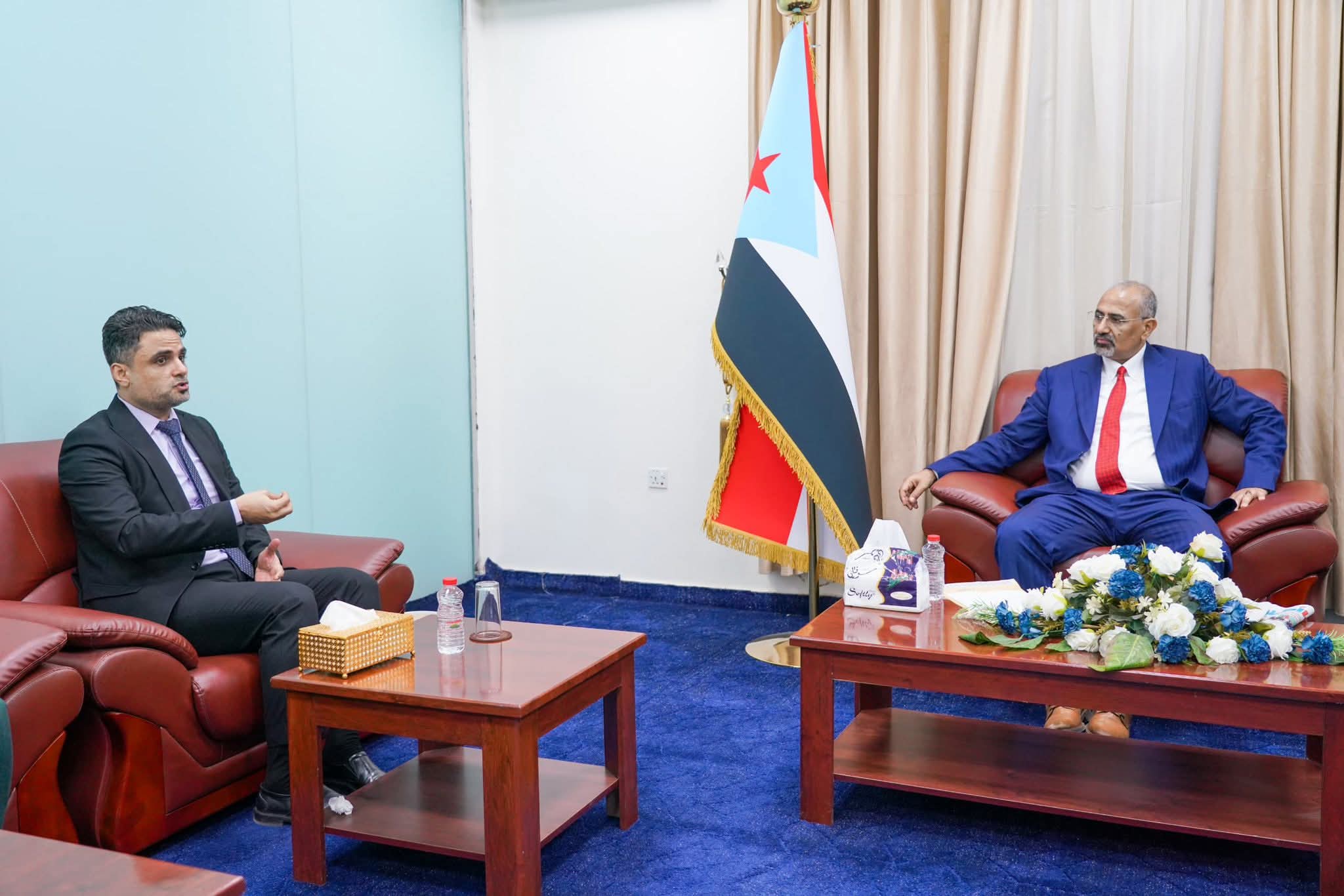 الزُبيدي يلتقي نائب وزير الإعلام والثقافة والسياحة ويؤكد دعمه لتطوير العمل الإعلامي والثقافي والسياحي