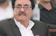 السفينة المعطوبة في قلب العاصفة..!