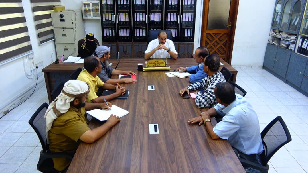 لحج تفتح أبواب الشمس: مشروع طاقة متجدد قادم للمحافظة