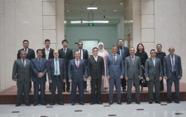 الوفد الحكومي يطلع على تجربة المدرسة الحزبية لبلدية شنغهاي في الإدارة والتطوير المؤسسي