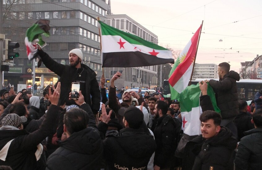 ألمانيا تعلن عن حملات لترحيل السوريين والأفغان