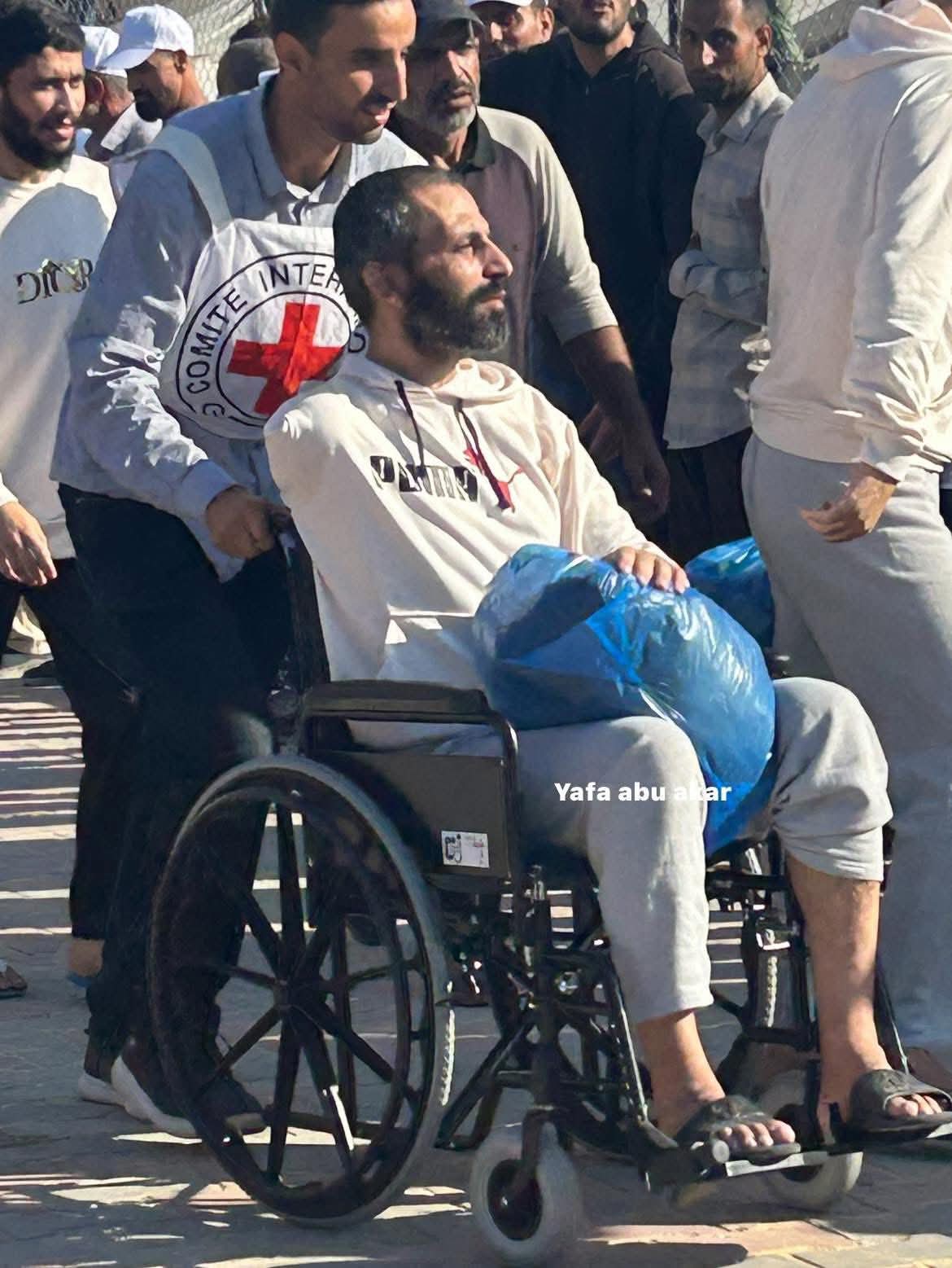 وصول أكثر من ألف اسير فلسطيني أفرجت عنهم إسرائيل إلى خان يونس