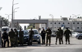 بدء نقل أسرى فلسطينيين والشاباك يستبعد 25 أسيرا بارزا من الصفقة