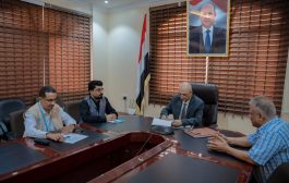 وزير المياه والبيئة يوقّع اتفاقيتين لتنفيذ مشاريع في مأرب وأبين