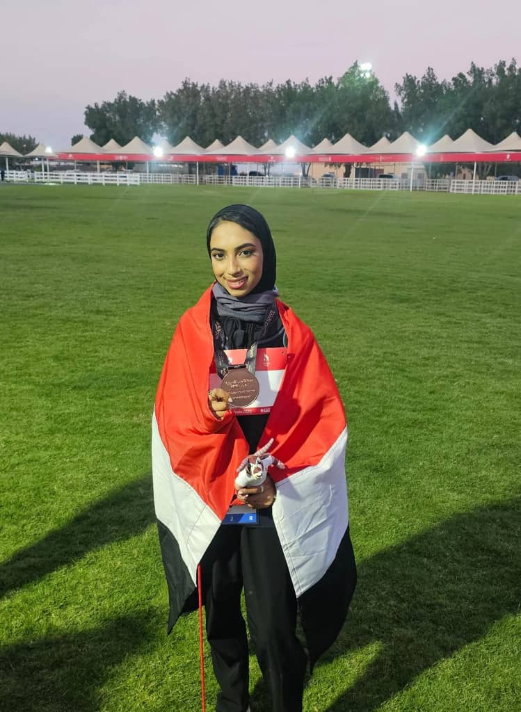 وزير الشباب والرياضة .. يهنئ