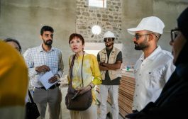 مدير صيرة ووفد فرنسي يزورون مشروع ترميم سينما برافين “أروى” بعدن