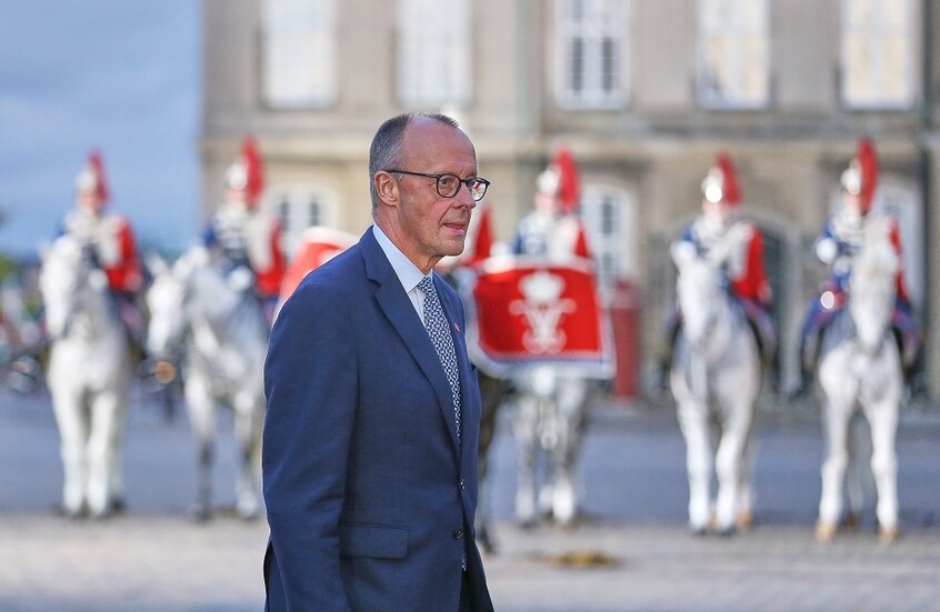 وزير ألماني يغمى عليه خلال اجتماع للائتلاف الحاكم