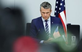 حطام فضائي أو نيزك صغير