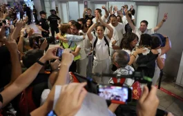 إسبانيا تعتزم شكاية إسرائيل بالجنائية الدولية بشأن أسطول الصمود