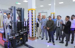 محافظ حضرموت يفتتح مخازن الأدوية واللقاحات بوادي وصحراء المحافظة