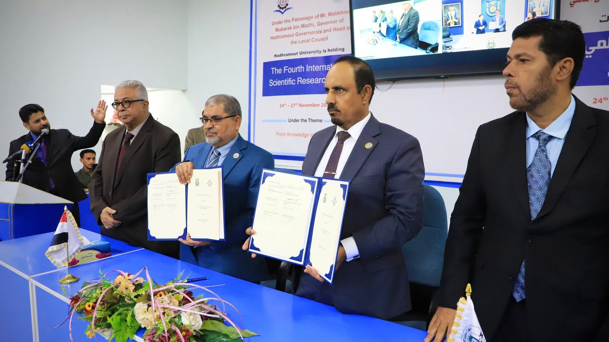 المحافظ بن ماضي يُدشن 