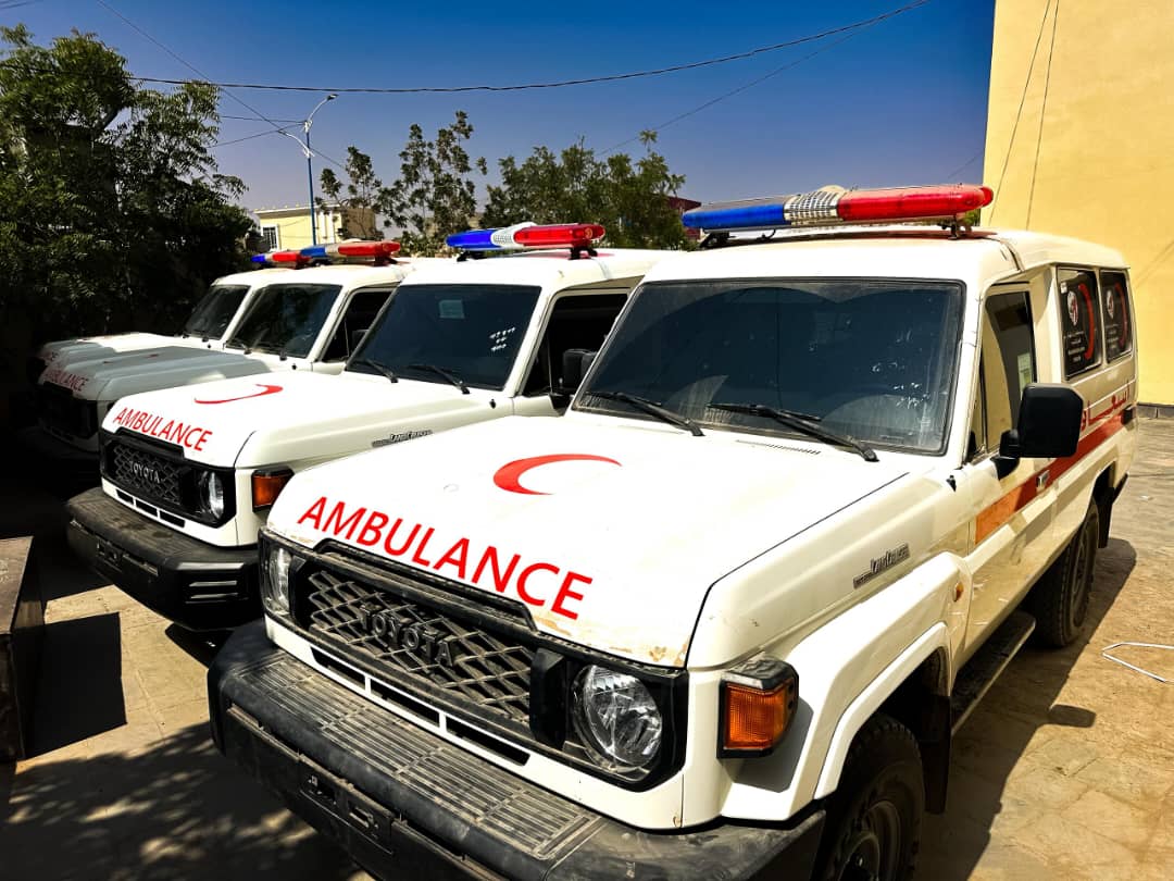 وصول قوافل تجهيزات طبية إماراتية لمستشفيات شبوة