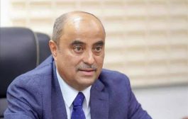 رئيس الوزراء يطالب المجلس الرئاسي بإلزام محافظ المهرة بتنفيذ قرار توحيد الإيرادات