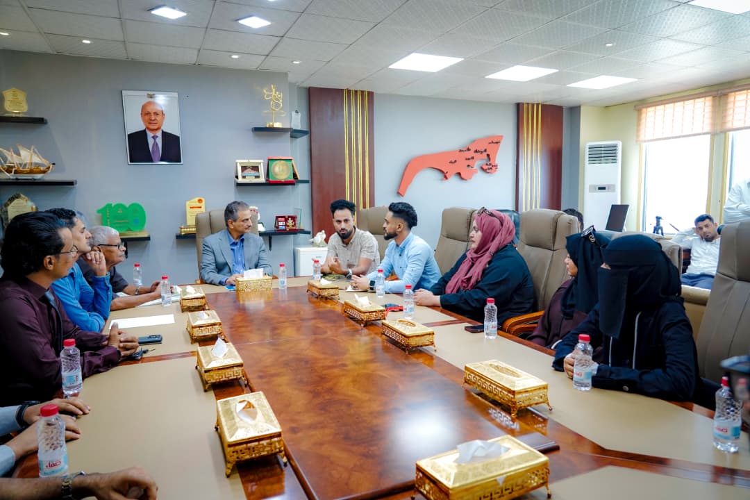 المحافظ لملس يطّلع على التحضيرات الجارية لفعاليات مهرجان عدن للشعوب والتراث