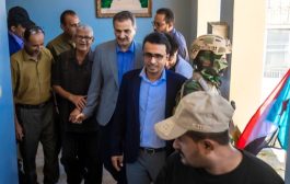 المحافظ لملس يتفقد مكتب الثقافة ويعلن عن دعم مشاريع نوعية تعيد لعدن القها الثقافي والفني