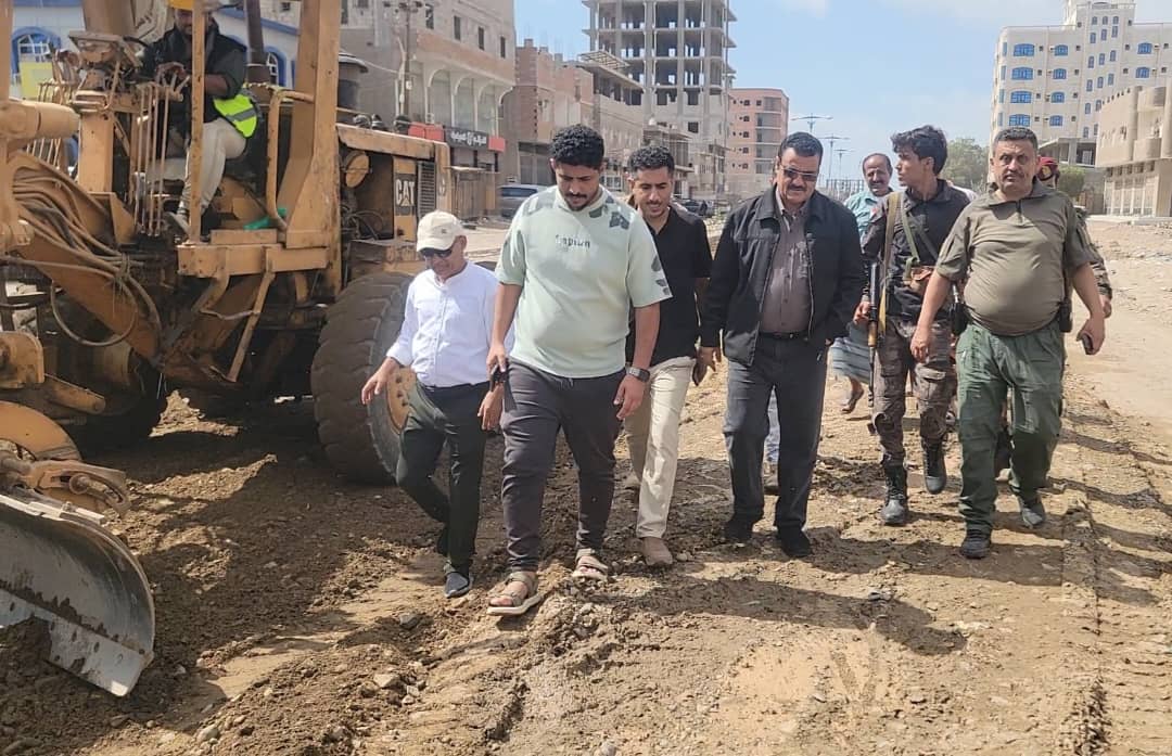 مدير عام المنصورة يتفقد مشروع 