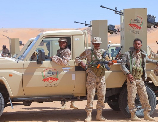 قوات درع الوطن تدخل المكلا وحالة نهب واسعة شهدها مطار الريان