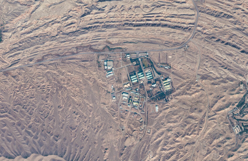 وكالة رويترز: إيران تحصن منشآت عسكرية ونووية